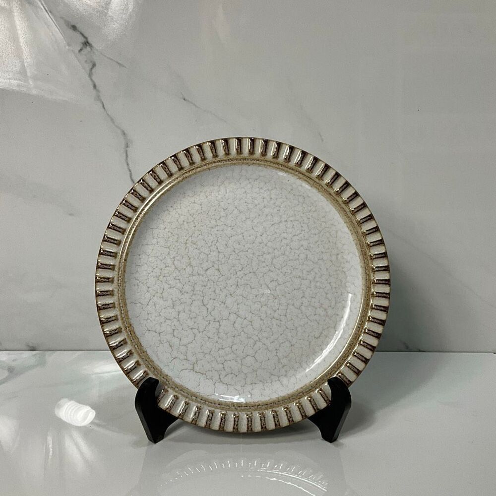 ROBERT GORDONโAustralia Pottery Adelaide Birch 8 1/2โ Plate